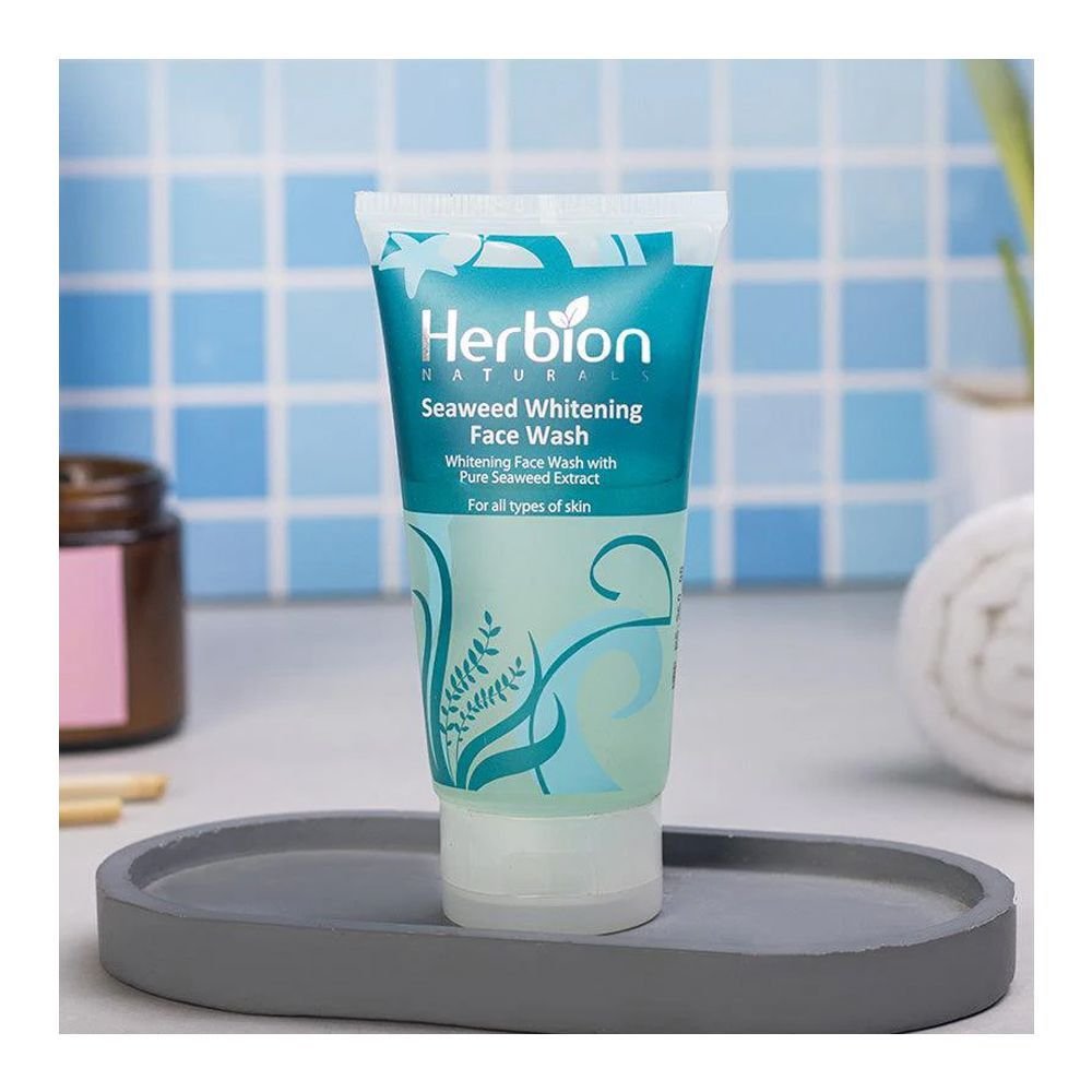 Herbion Naturals Seaweed Whitening Face Wash (100ml)